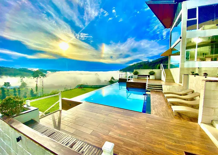 Vacation rental: Hilldale Retreat